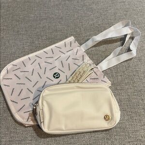 NWT. Lululemon Everywhere Belt Bag 1L Monogram Metallic Ivory Gold